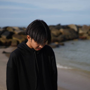 Dengarkan แค่อยากให้รู้ lagu dari Thank dengan lirik