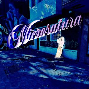 benit0的專輯MICROSATURA (Explicit)