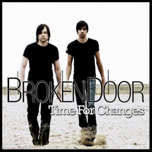 ดาวน์โหลดและฟังเพลง Towards the Light พร้อมเนื้อเพลงจาก Broken Door