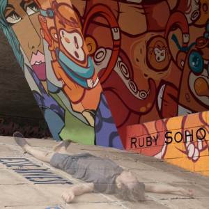 ดาวน์โหลดและฟังเพลง Ruby Soho พร้อมเนื้อเพลงจาก Jesse Rivest