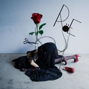 ดาวน์โหลดและฟังเพลง VIOLATION* พร้อมเนื้อเพลงจาก RöE
