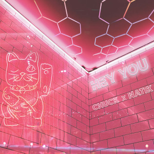 收听Chuck的Hey You歌词歌曲