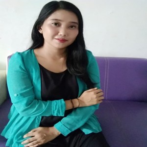 Dengarkan lagu Aku Selalu Ada Untukmu nyanyian Oktaviani Queen dengan lirik
