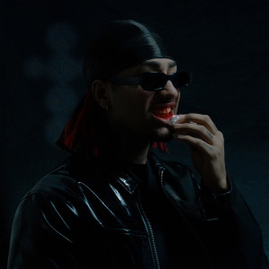 Listen to Extra (Explicit) song with lyrics from Feleg