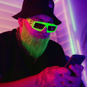 default playlist img