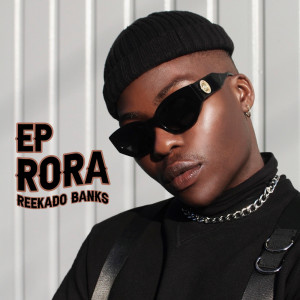 Dengarkan lagu Rora (Remix) nyanyian Reekado Banks dengan lirik