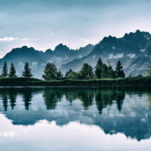 Dengarkan lagu Nature nyanyian Sleep Sounds of Nature dengan lirik