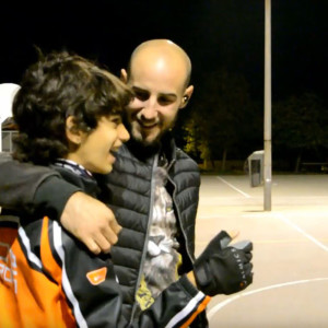 Listen to Valores song with lyrics from REALNANO