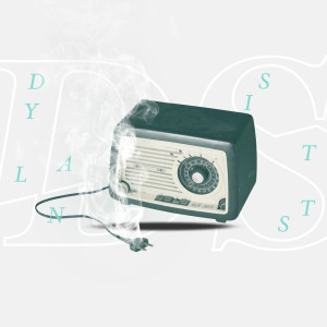 Dengarkan lagu Rain Check nyanyian Dylan Sitts dengan lirik