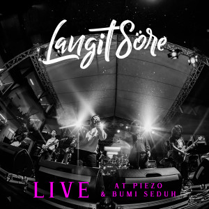 ดาวน์โหลดและฟังเพลง Rumit (Live) พร้อมเนื้อเพลงจาก Langit Sore