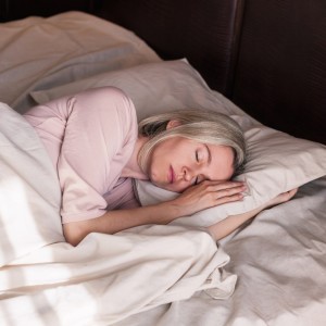 Insomnia Cure Music Society的專輯Sleep Harmony Echoes: Calm Sounds for Rest