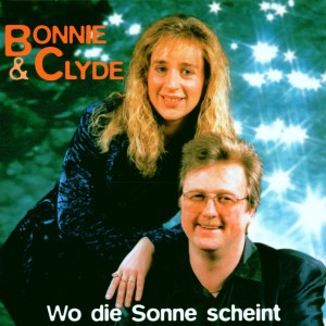 收聽Bonnie & Clyde的Copacabana歌詞歌曲