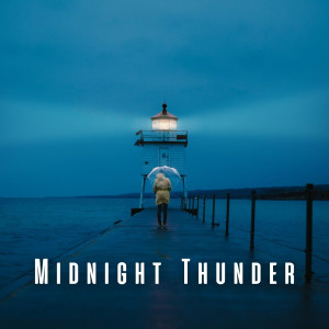 Dengarkan Restful Thunder Rhythms lagu dari LIGHTNING dengan lirik