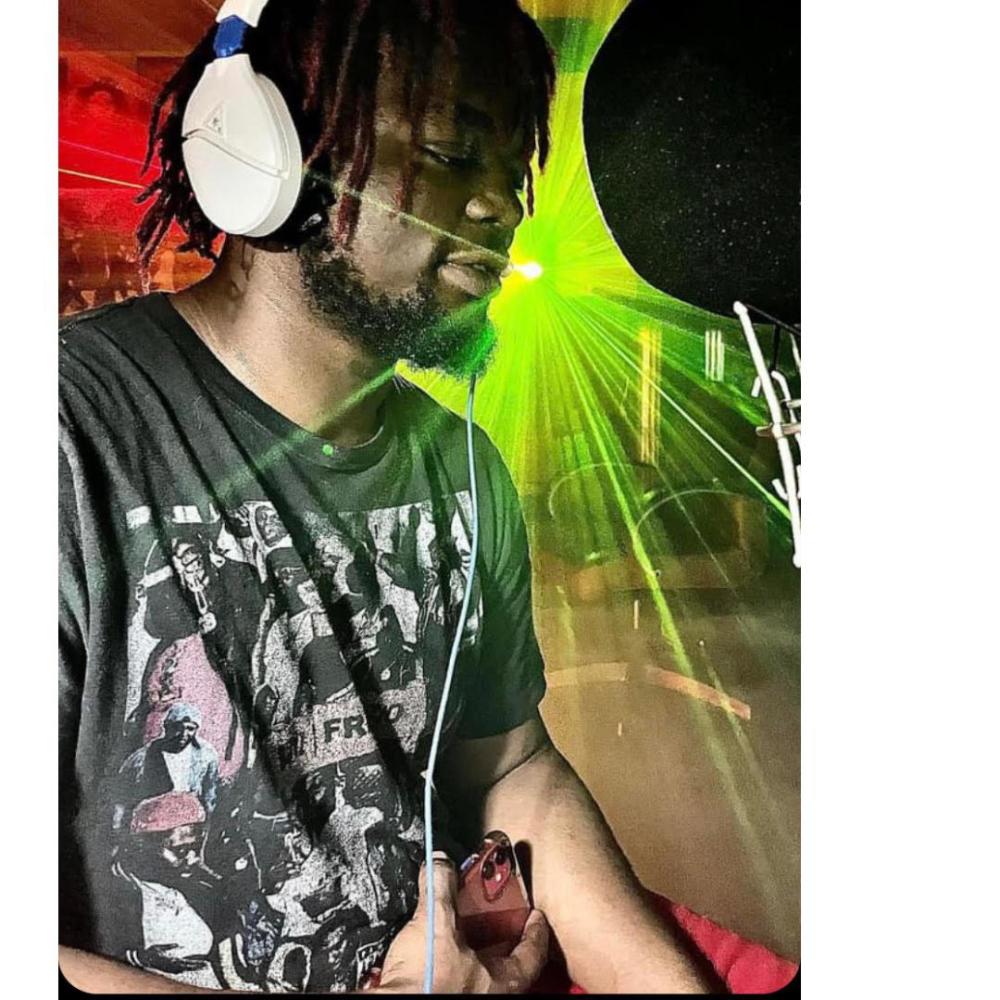 Lunazul Flow (Explicit)