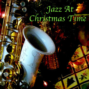 Dengarkan lagu The Christmas Song nyanyian Ella Fitzgerald dengan lirik