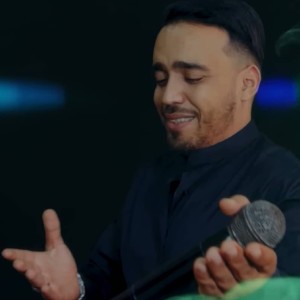 Listen to Ntiya Khatar Fi Khatar song with lyrics from Cheb Hamidou