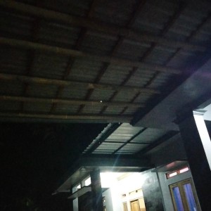 ดาวน์โหลดและฟังเพลง Langit dan bumi พร้อมเนื้อเพลงจาก Yati
