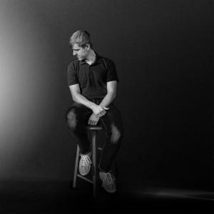 收聽Posture的Shine歌詞歌曲