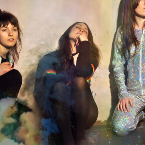 ดาวน์โหลดและฟังเพลง Shut Eye พร้อมเนื้อเพลงจาก Stealing Sheep