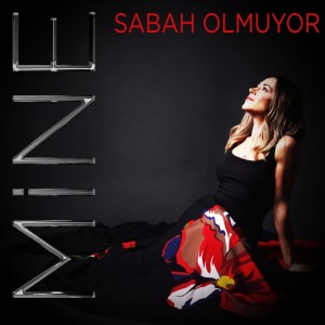 收听Mine Çağlıyan的Sabah Olmuyor歌词歌曲