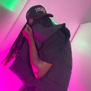 Yng Tq的專輯Break The Bank (Explicit)