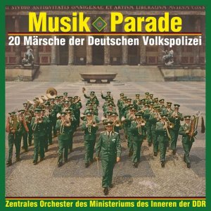 ดาวน์โหลดและฟังเพลง Sowjetischer Gardemarsch พร้อมเนื้อเพลงจาก Zentrales Orchester des MDI