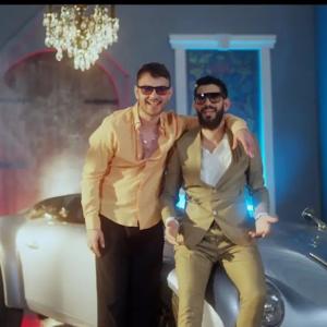 default playlist img