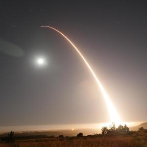 ดาวน์โหลดและฟังเพลง INTERCONTINENTAL BALLISTIC 200 พร้อมเนื้อเพลงจาก FELE