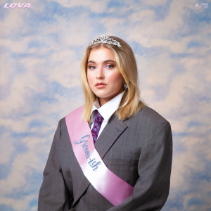 ดาวน์โหลดและฟังเพลง Lonely Ones (Explicit) พร้อมเนื้อเพลงจาก Lova