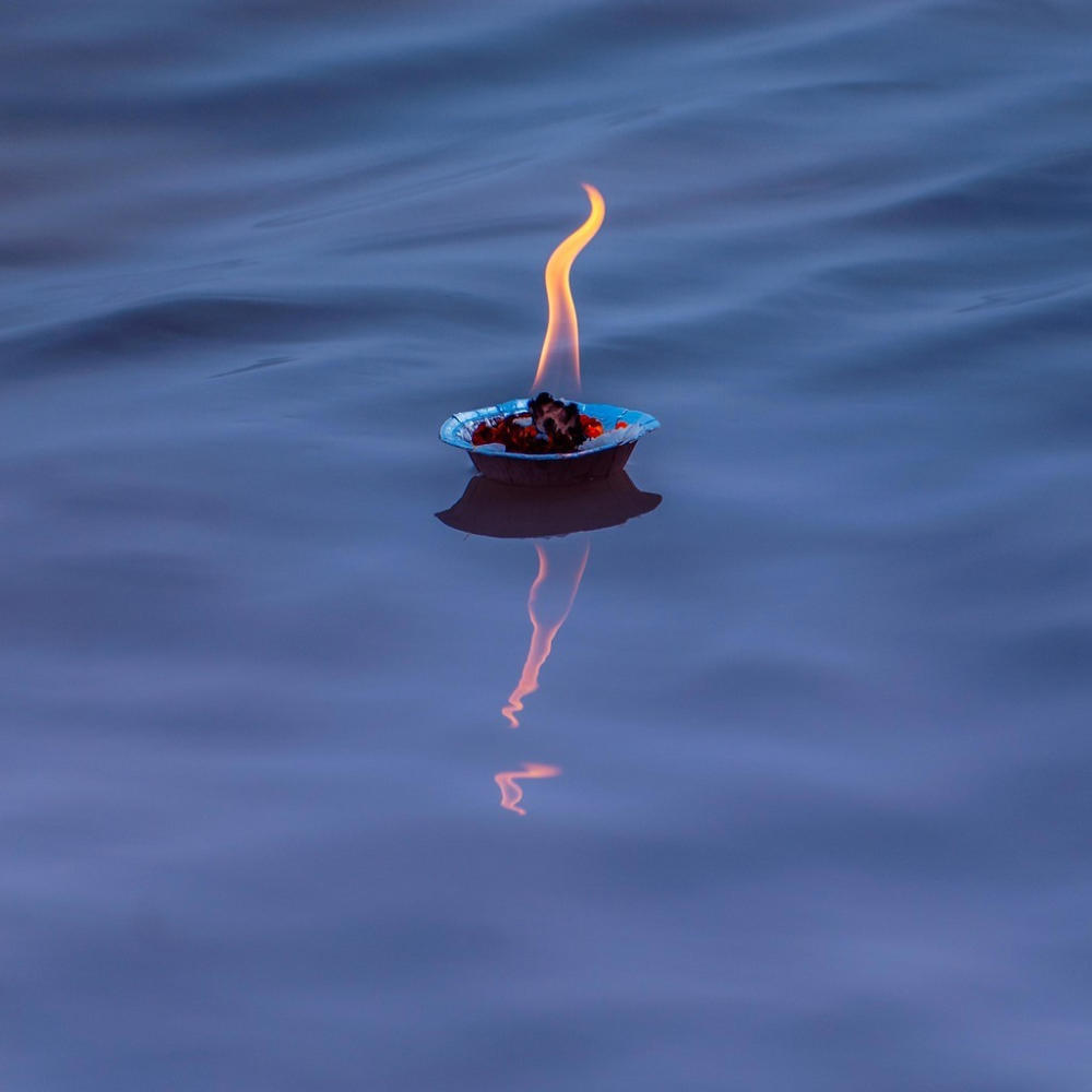 Fire in the water (feat. z4y & 88Activist) (Explicit)