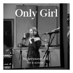 ดาวน์โหลดและฟังเพลง Fall (Live) (Live / Acoustic) พร้อมเนื้อเพลงจาก Only Girl