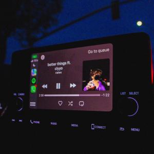 收聽Natee的better things (feat. CLYYO) (extended ver.|Explicit)歌詞歌曲