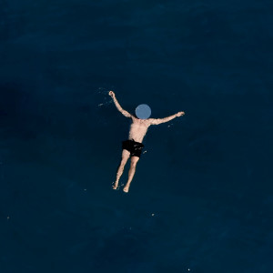 收聽I Can't Speak French的Poetry歌詞歌曲