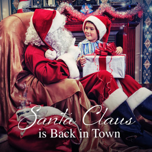 ดาวน์โหลดและฟังเพลง Santa Claus is Back in Town พร้อมเนื้อเพลงจาก Peggy Lee