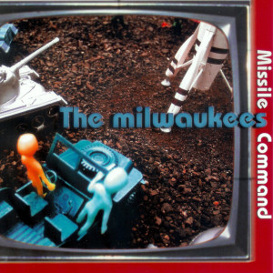 Dengarkan Look Still in Eyes lagu dari The Milwaukees dengan lirik
