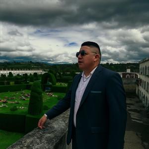 收聽David Bravo的LOS GUSANOS歌詞歌曲