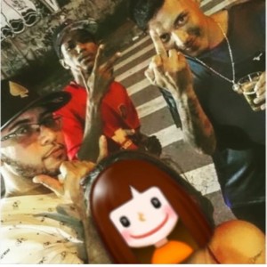 Dengarkan lagu MTG - NO AGUA BRANCA AS PIRANHA TREPA nyanyian DJ BATUTA dengan lirik