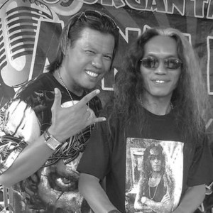 Dengarkan Aja Mene Mene lagu dari POPONG MEONG dengan lirik