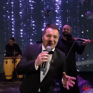 收聽Afrim Muqiqi的Potpuri歌詞歌曲