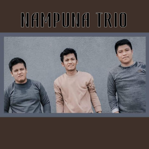 Dengarkan Holong Saurmatua lagu dari Nampuna Trio dengan lirik