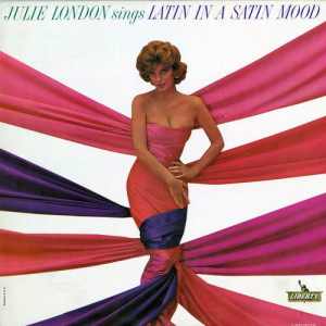 收聽Julie London的Perfidia歌詞歌曲