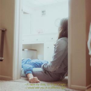 收聽The Millennial Club的complicated/overrated歌詞歌曲