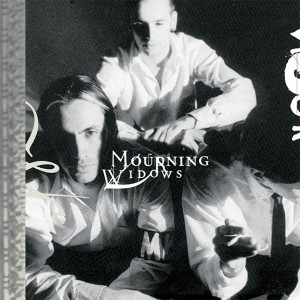 收聽Mourning Widows的And the Winner is (Demo)歌詞歌曲