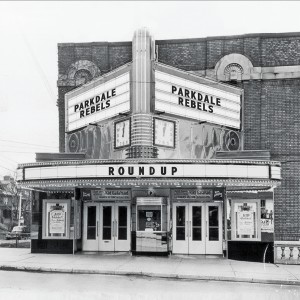 ดาวน์โหลดและฟังเพลง Fool on the Stool พร้อมเนื้อเพลงจาก Parkdale Rebels