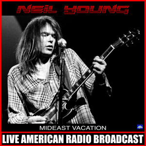 ดาวน์โหลดและฟังเพลง Long Walk Home (Live) พร้อมเนื้อเพลงจาก Neil Young