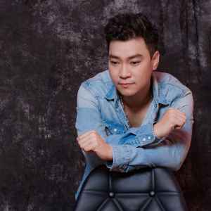 Listen to Vì Nghèo song with lyrics from Tuấn Quang