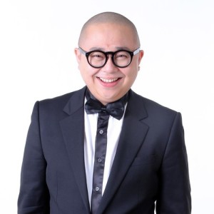 Dengarkan lagu 難為正邪定分界 nyanyian Bob (林盛斌) dengan lirik