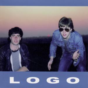 ดาวน์โหลดและฟังเพลง Me Alone (Original Mix) พร้อมเนื้อเพลงจาก Logo