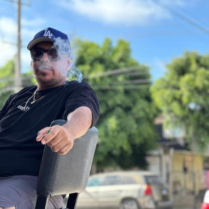 default playlist img