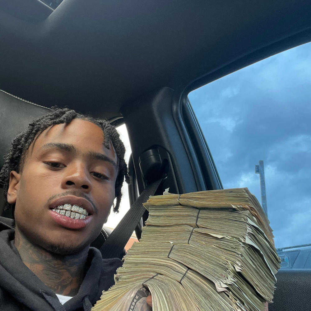 Trappin It Out Pt2 (Explicit)